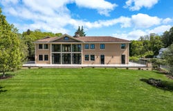41 Meadow Wood Drive, Greenwich, CT 06830