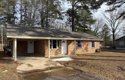 3119 S Catalpa, Pine Bluff, AR 71603