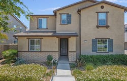 2072 Harvest Loop, SANTA PAULA, CA 93060