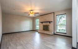 1206 OAKBLUFF Drive, Lancaster, TX 75146