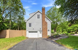 229 Old Salem Road, Norwich, CT 06360