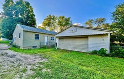 2622 Garden Avenue, Cedar Falls, IA 50613