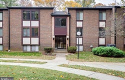 9737 KINGS CROWN COURT, FAIRFAX, VA 22031