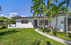 17150 NE 18th Ave, North Miami Beach, FL 33162