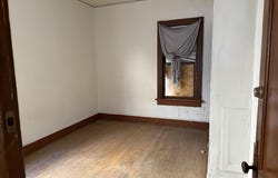 2470 N 41st St, Milwaukee, WI 53210