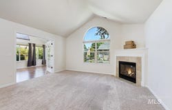 1520 N Mckinney Ln, Boise, ID 83704