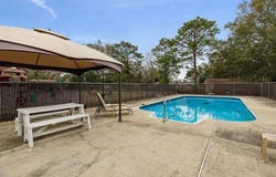 3180 Palmetta Avenue, Crestview, FL 32539