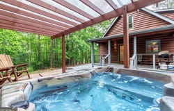 48 Timber Ridge RD, Blue Ridge, GA 30513