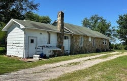 12074 S 1600 Road, Nevada, MO 64772