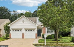 246 NIGHT HAWK CIRCLE, WEST DEPTFORD, NJ 08086