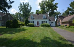 75 Westfield Rd, Fanwood Boro, NJ 07023-1413