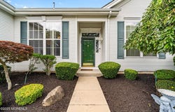 33 Silver Lake Drive, Barnegat, NJ 08005