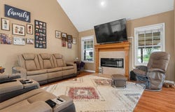 5102 Brookhaven Drive, St Joseph, MO 64507