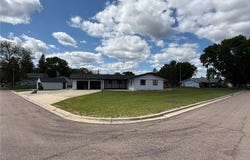 111 W Drache Avenue, Buffalo Lake, MN 55314