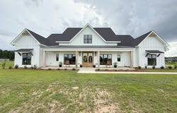 390 County Road 11, Headland, AL 36345