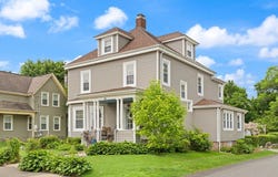 39 Tilton Avenue, Brockton, MA 02301