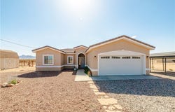 741 S Teddy Roosevelt Road, Golden Valley, AZ 86413