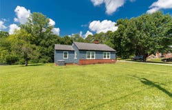 1658 Hillcrest Avenue, Lancaster, SC 29720