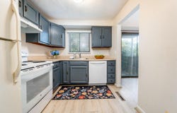 329 West Main Street, Hyannis, MA 02601