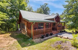 2212 Pinnacle Rdg Trail, Sevierville, TN 37876