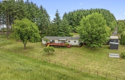 21155 NE SUNNYCREST RD, Newberg, OR 97132