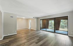 7414 W 102nd Court, Overland Park, KS 66212