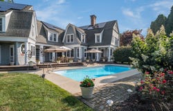 3 Sea Meadows Lane, Waterford, CT 06385