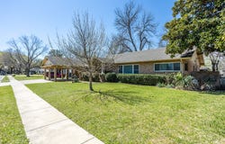 411 S CENTRE Lane, Lancaster, TX 75146