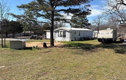 239 Berry Lane, Eufaula, OK 74432