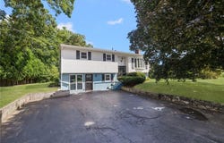 30 Birchwood Lane, West Warwick, RI 02893