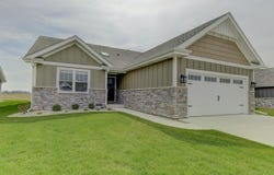 8595 Larkspur Terrace, St. John, IN 46373
