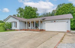 2414 Sunfish Sunny Point Road, Brownsville, KY 42210