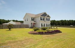 103 Baymeade Court, Peletier, NC 28584