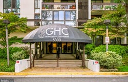 5300 HOLMES RUN Parkway, ALEXANDRIA, VA 22304