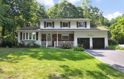 39 Sheryl Crescent, Smithtown, NY 11787