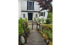 6442 SW PARKHILL DR, Portland, OR 97239