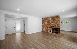 10112 Woodward Avenue, Sunland, CA 91040