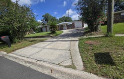 7717 KNOLL Drive N, Jacksonville, FL 32221