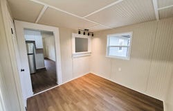 112 Third St, Brookneal, VA 24528