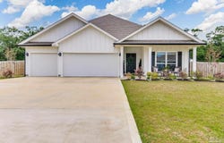 7557 Saddlebrook Ave, Pace, FL 32571