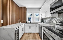17414 Cannon Avenue, Lakewood, OH 44107