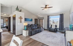 6733 42nd St, Sioux Falls, SD 57110