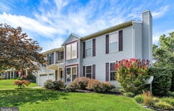 198 PHEASANT RUN LANE, HANOVER, PA 17331
