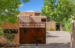 992 Old Pecos Trail, Santa Fe, NM 87505