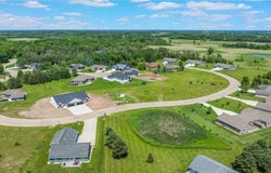 324 Old Glory Dr NE, Alexandria, MN 56308