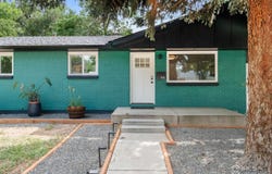 45 Anniversary Ln, Longmont, CO 80501