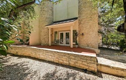 1 Crystal Springs CT, The Hills, TX 78738