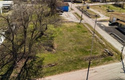 222 N 8th Avenue, Springfield, MO 65806