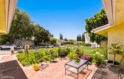 2063 Woodglen Street, Simi Valley, CA 93065