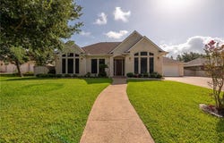 827 Pine Valley Drive, College Station, TX 77845